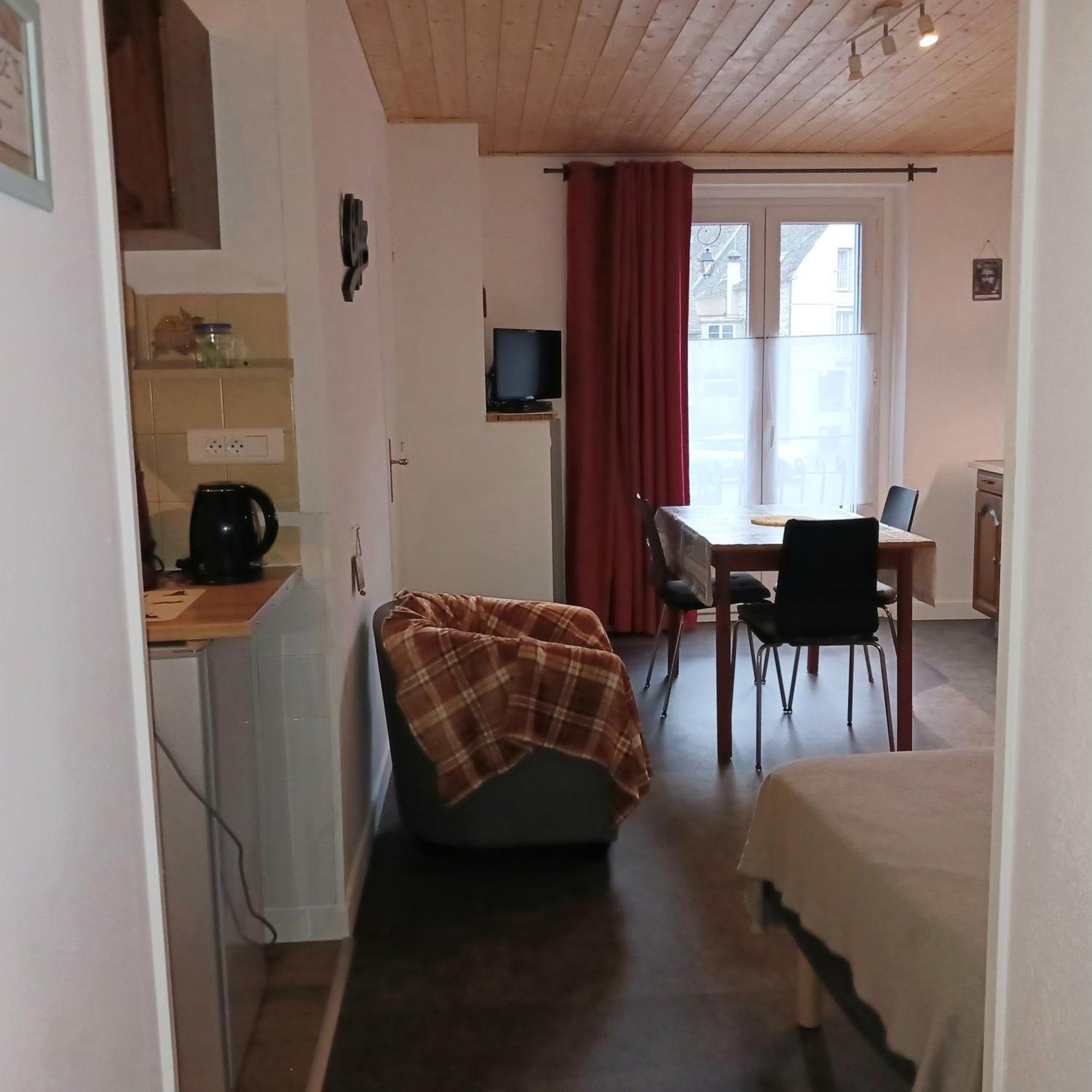 Gite Les Bois Orcival Exterior photo